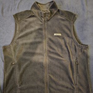 Columbia sweater vest